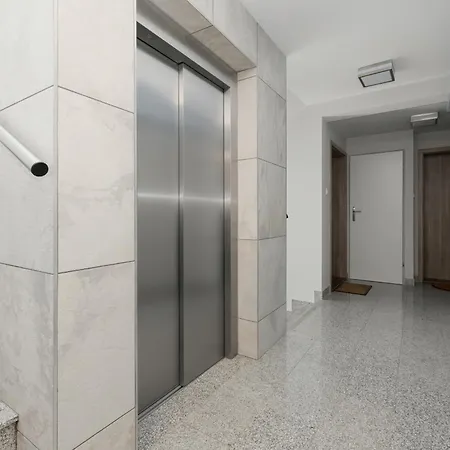 Leśne Tarasy Appartement *
