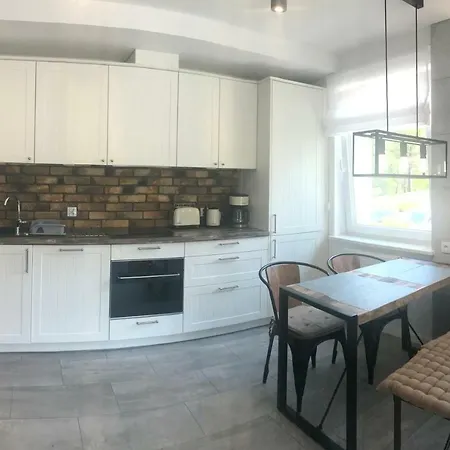 Lesne Tarasy * Dziwnówek